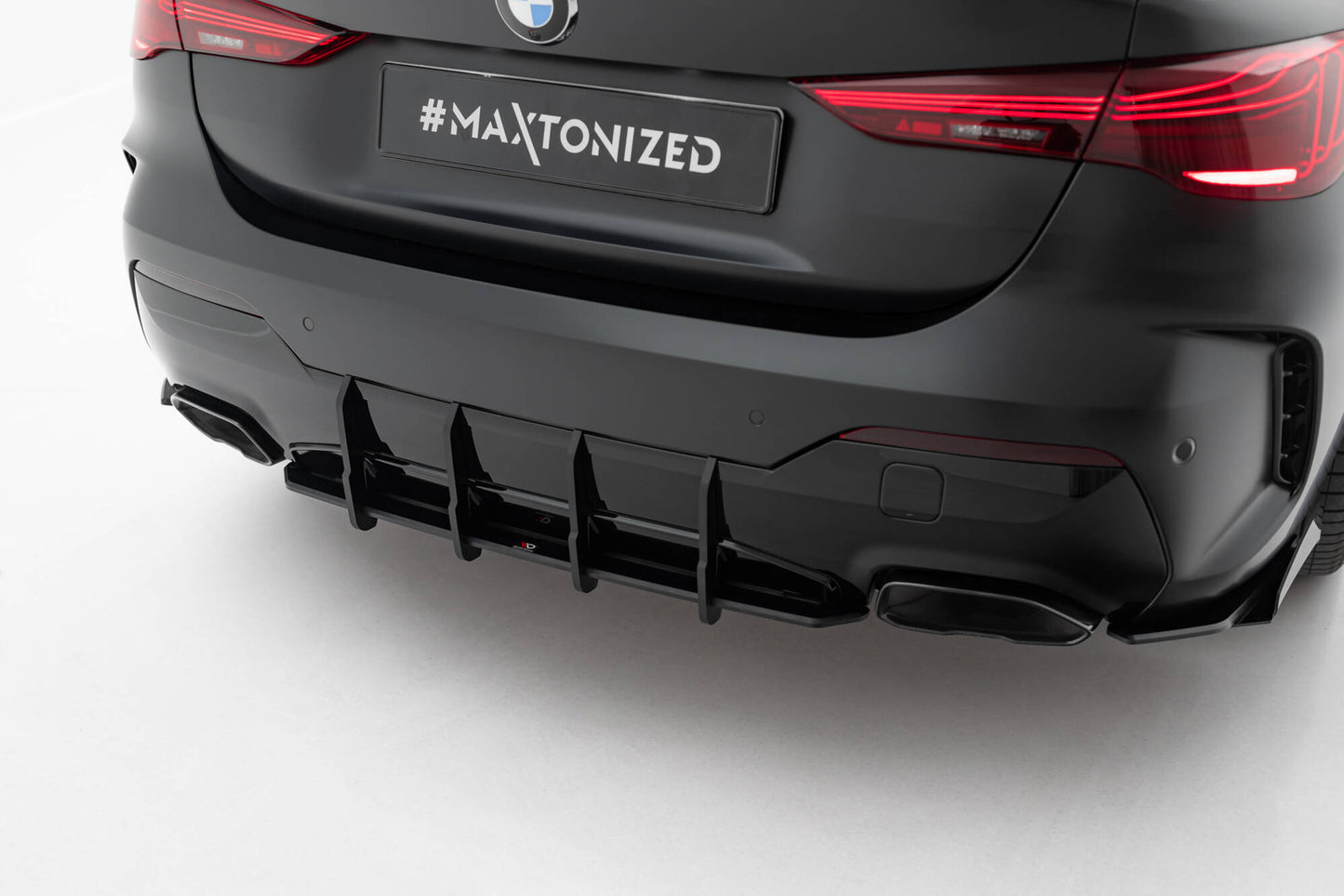 Street Pro Rear Diffuser BMW M440i G22 / G23 / G22 Facelift / G23 Facelift