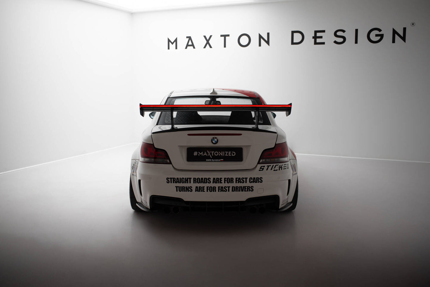 Carbon Spoiler With Internal Brackets Uprights V.1 + LED BMW 1 M E82