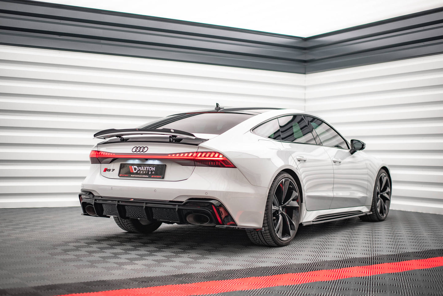 Rear Valance Audi RS7 C8 (Version with towbar)