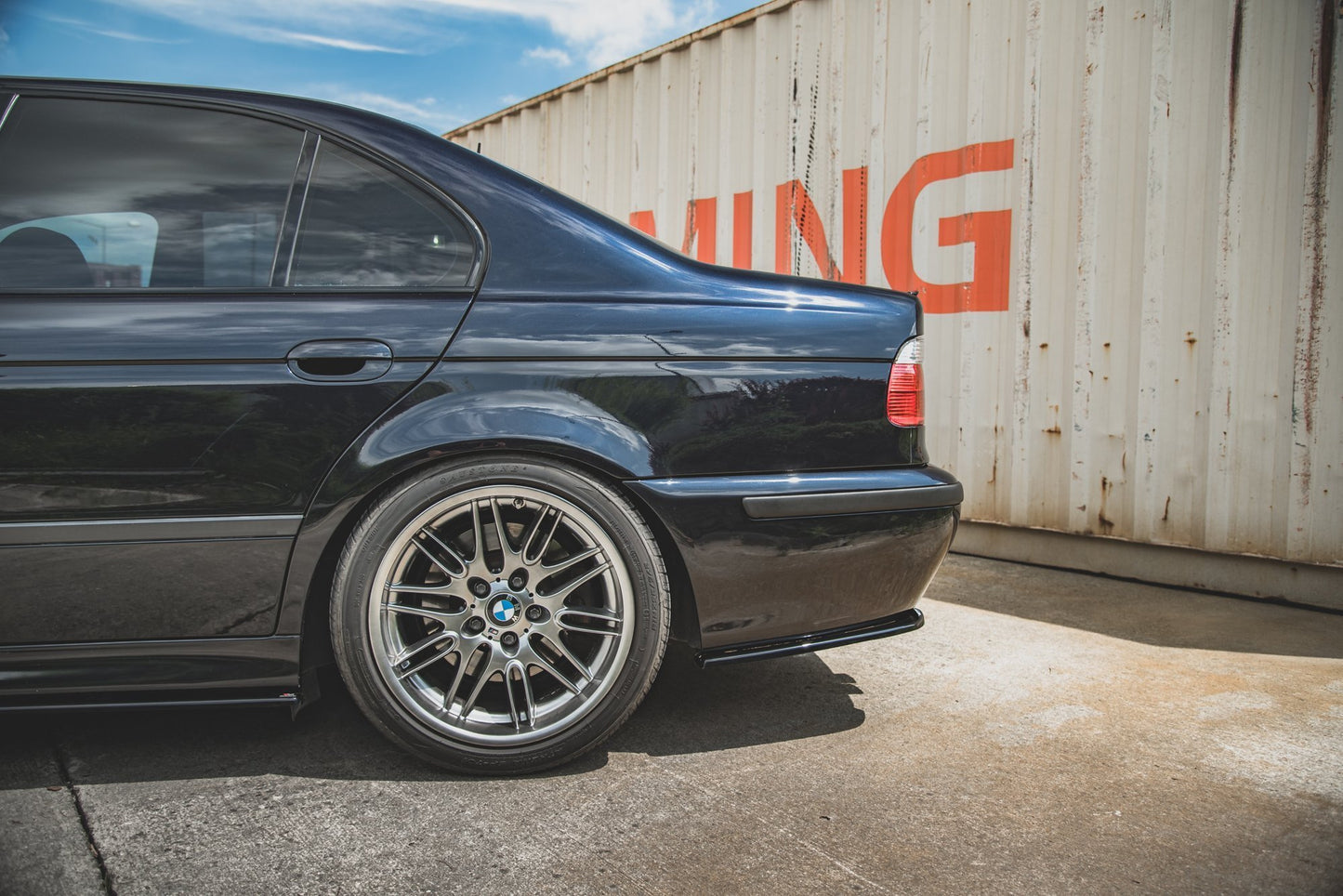 Rear Side Splitters BMW M5 / 5 M-Pack E39