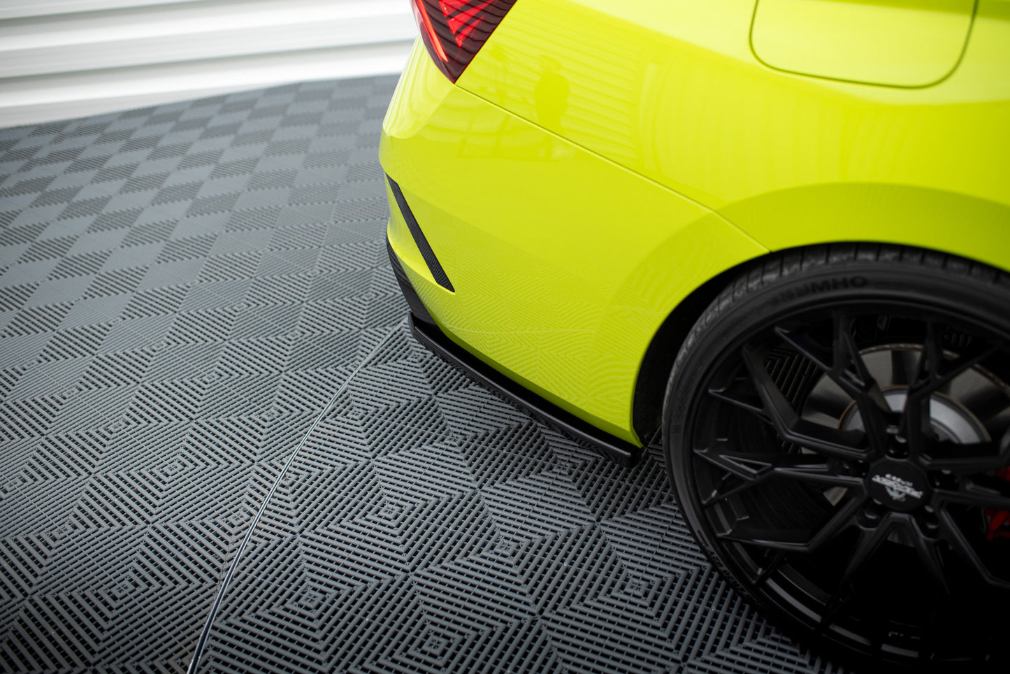 Rear Side Splitters V.1 Skoda Octavia RS Mk4