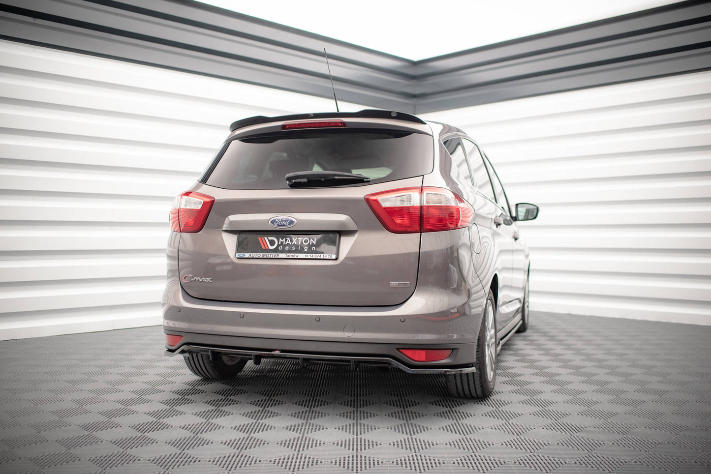 Rear Splitter (with vertical bars) Ford C-Max Mk2