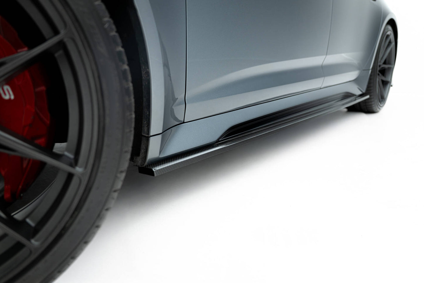 Prepreg Carbon Fiber Side Skirts Audi RS6 C8 / RS7 C8