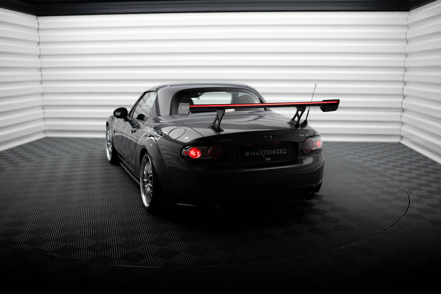 Carbon Spoiler + LED Mazda MX5 Hardtop NC(MK3)