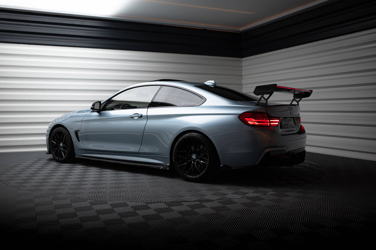 Carbon Spoiler With External Brackets Uprights + LED BMW 4 F32 / 4 F32 M-Pack Coupe
