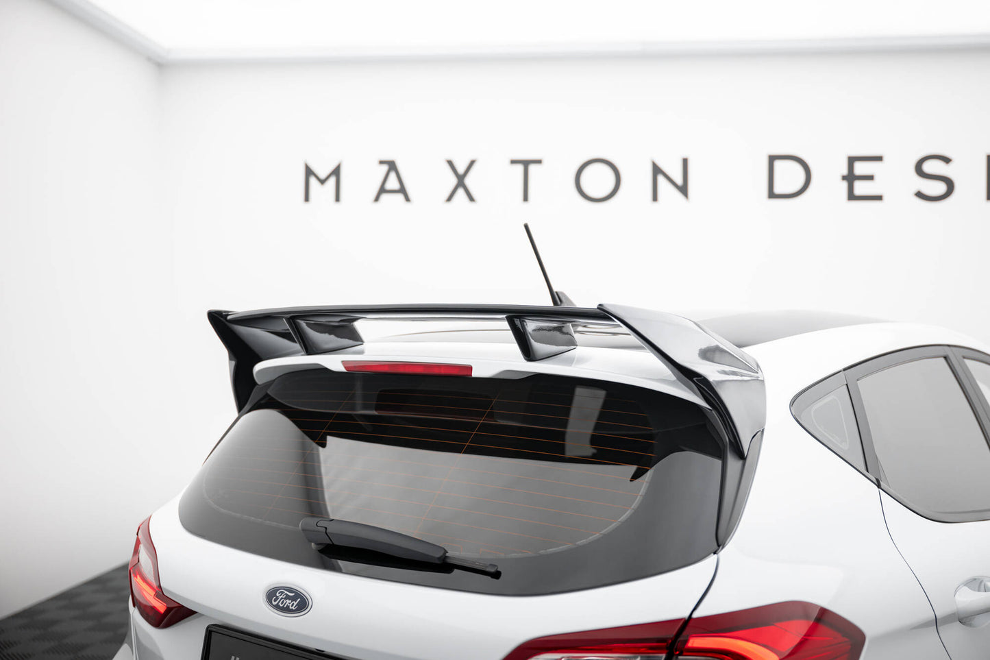 Spoiler Ford Fiesta Standard / ST-Line Mk8 - Primed