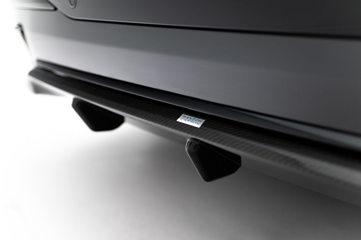Prepreg Carbon Fiber Rear Diffuser BMW X7 M-Pack G07 Facelift