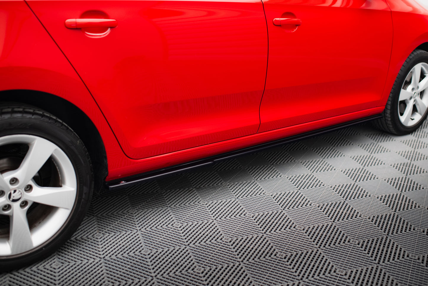 Side Skirts Diffusers Skoda Rapid