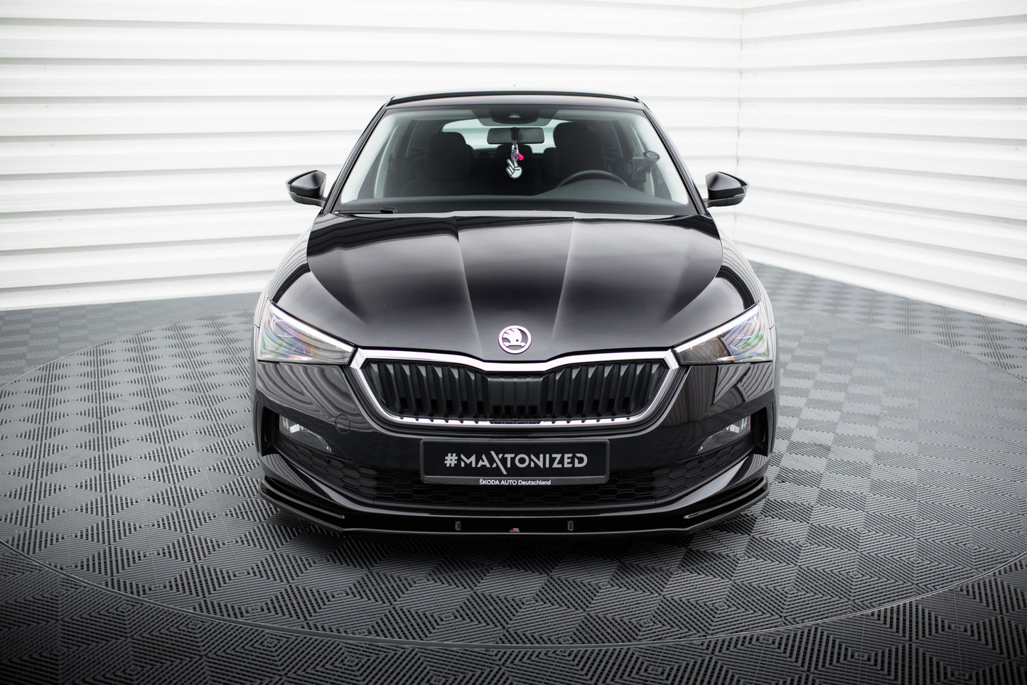 Front Splitter V.1 Skoda Scala