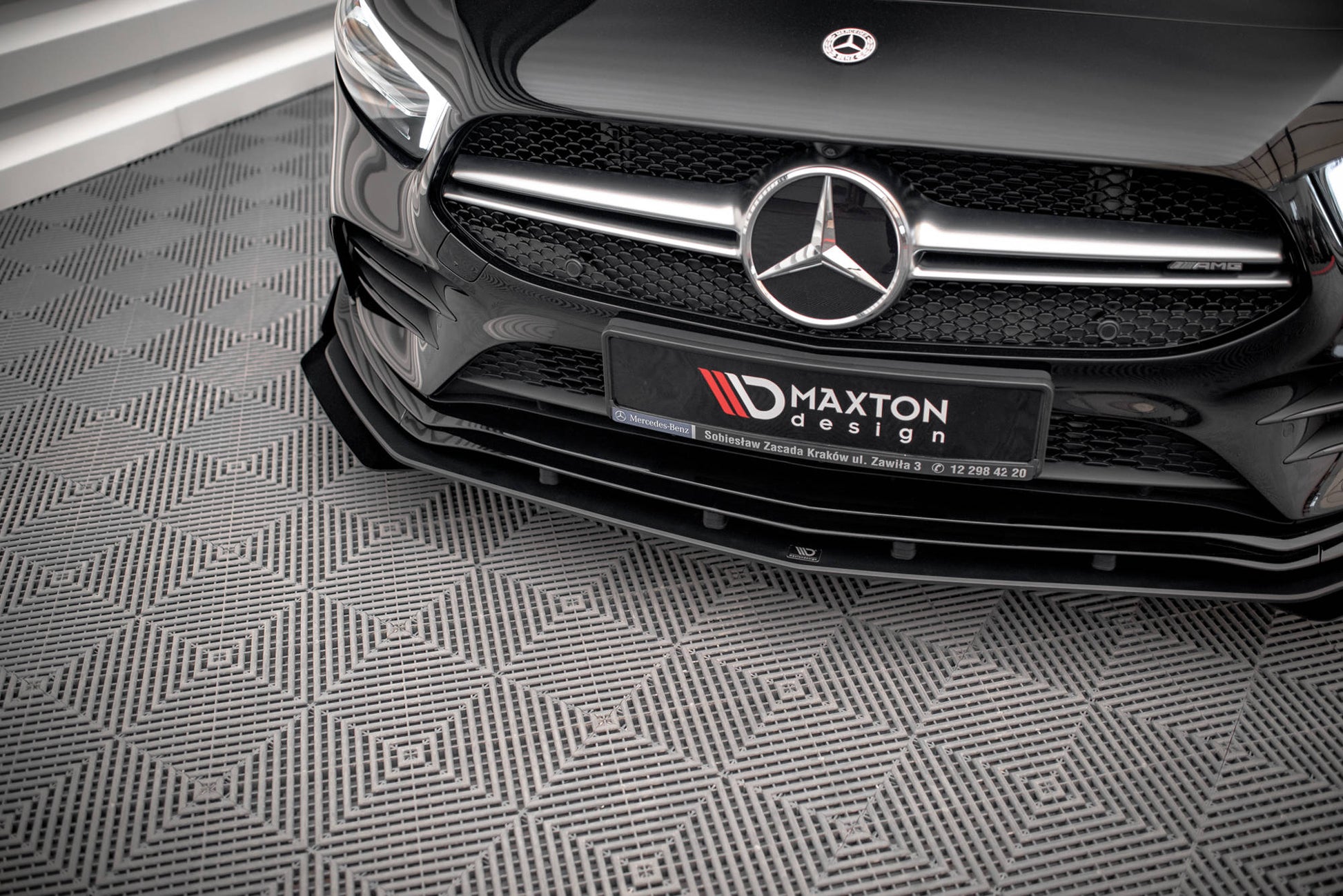 Street Pro Front Splitter + Flaps Mercedes A35 AMG / AMG-Line Aero Pack W177