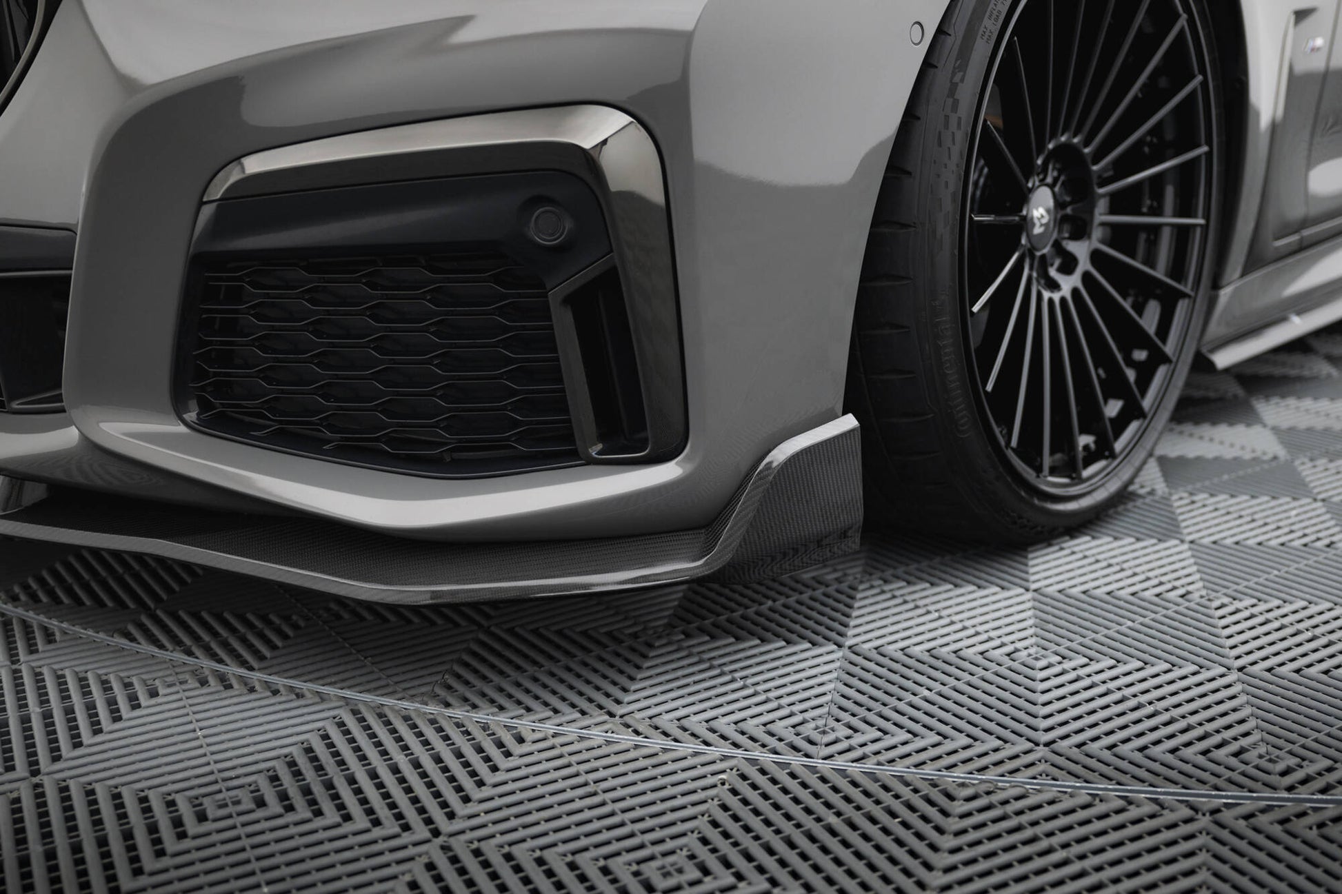 Set of Prepreg Carbon Fiber Splitters BMW 7 M-Pack G11 Facelift