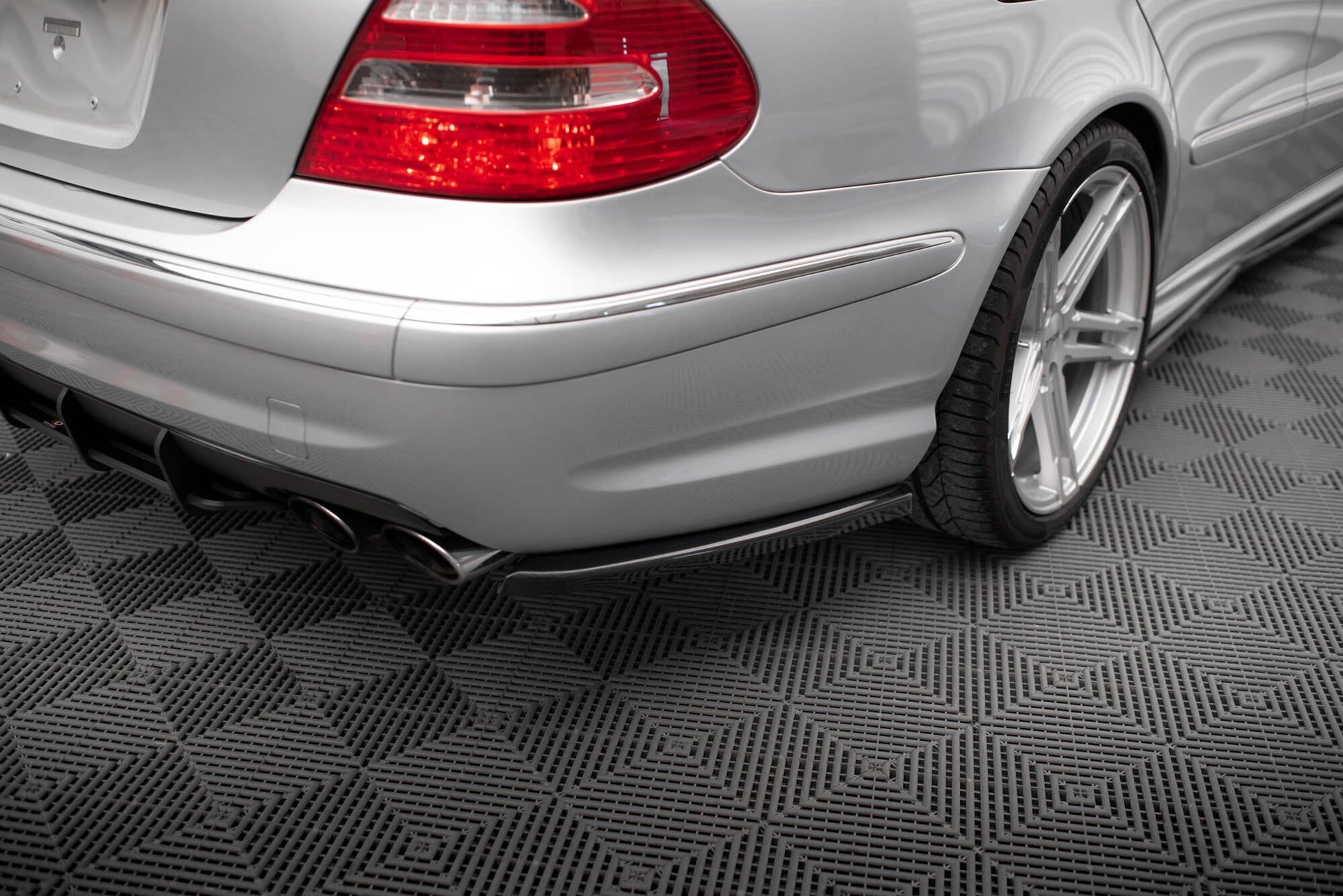 Set of Splitters Mercedes-Benz E 55 AMG W211
