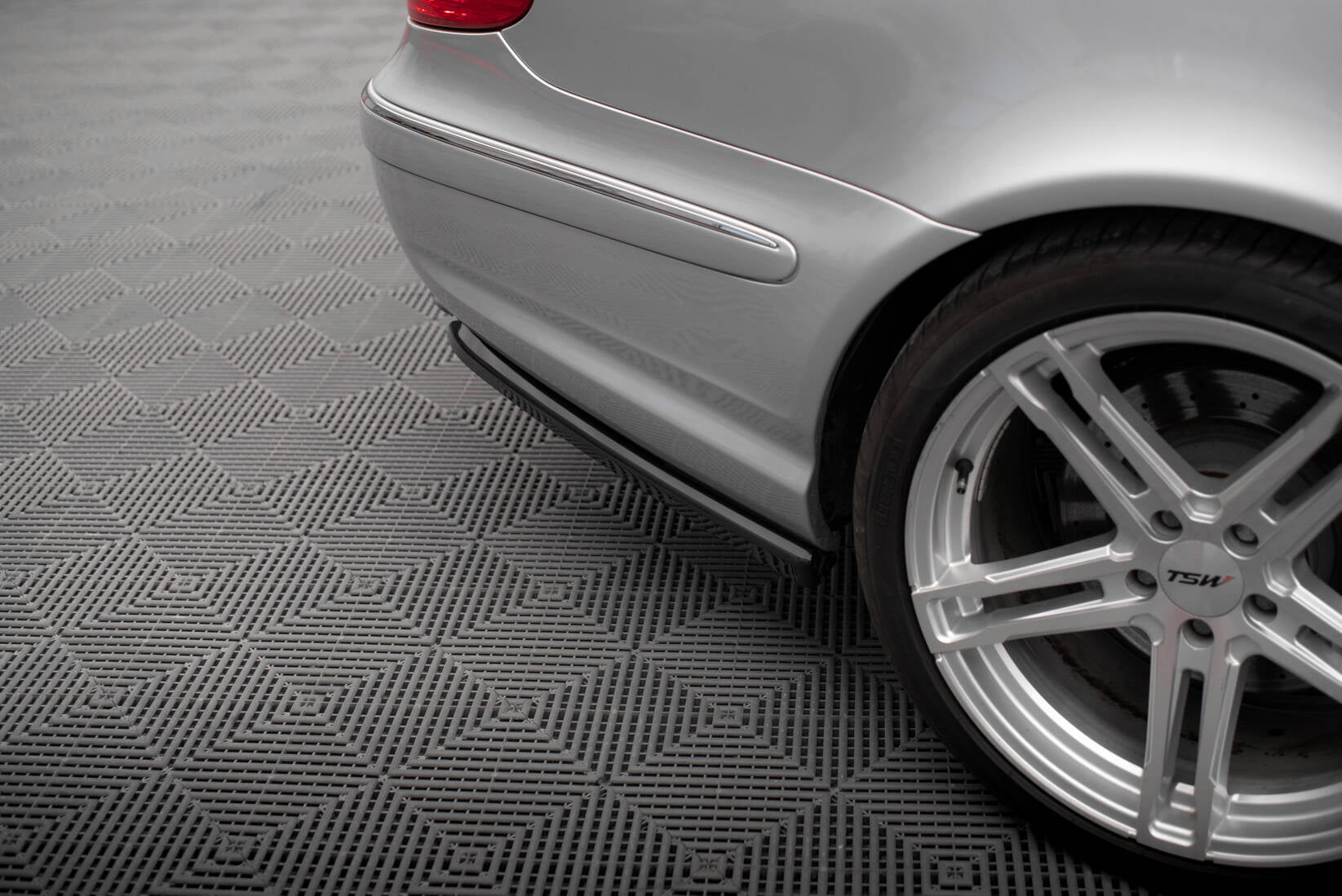 Set of Splitters Mercedes-Benz E 55 AMG W211