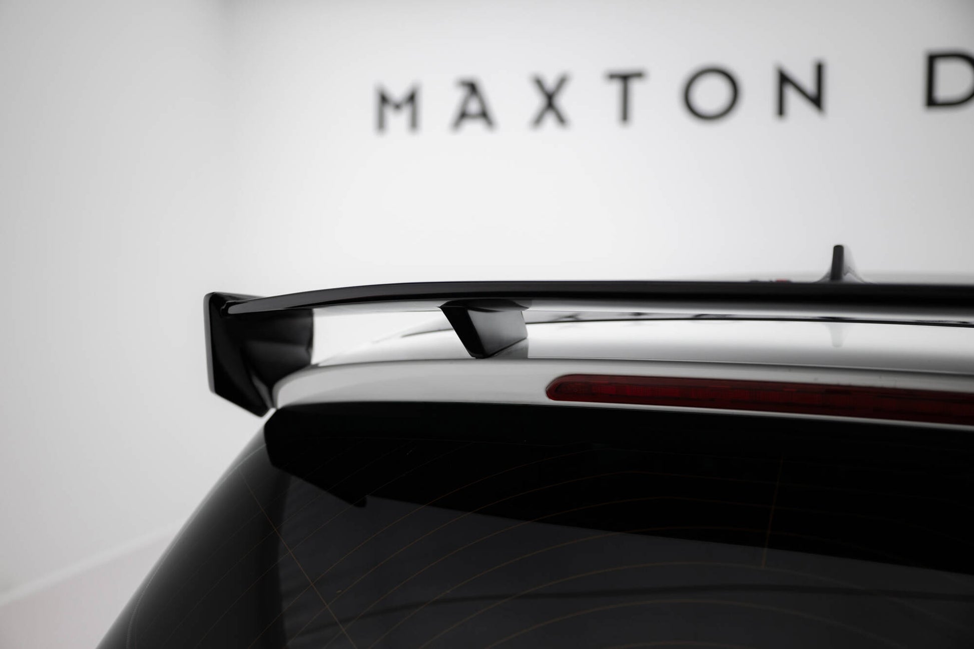Spoiler BMW 1 M-Pack / M140i / Standard F20 - Primed