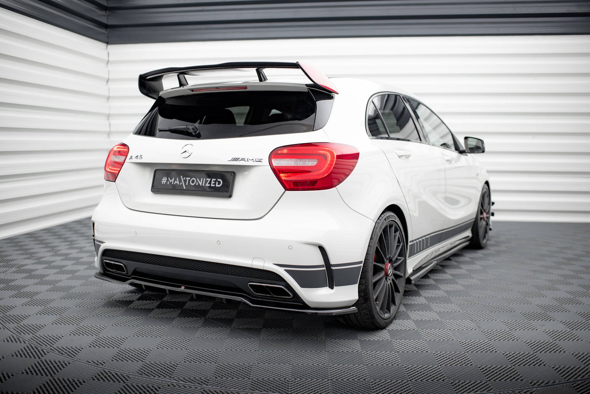 Set of Splitters Mercedes-Benz A45 AMG W176