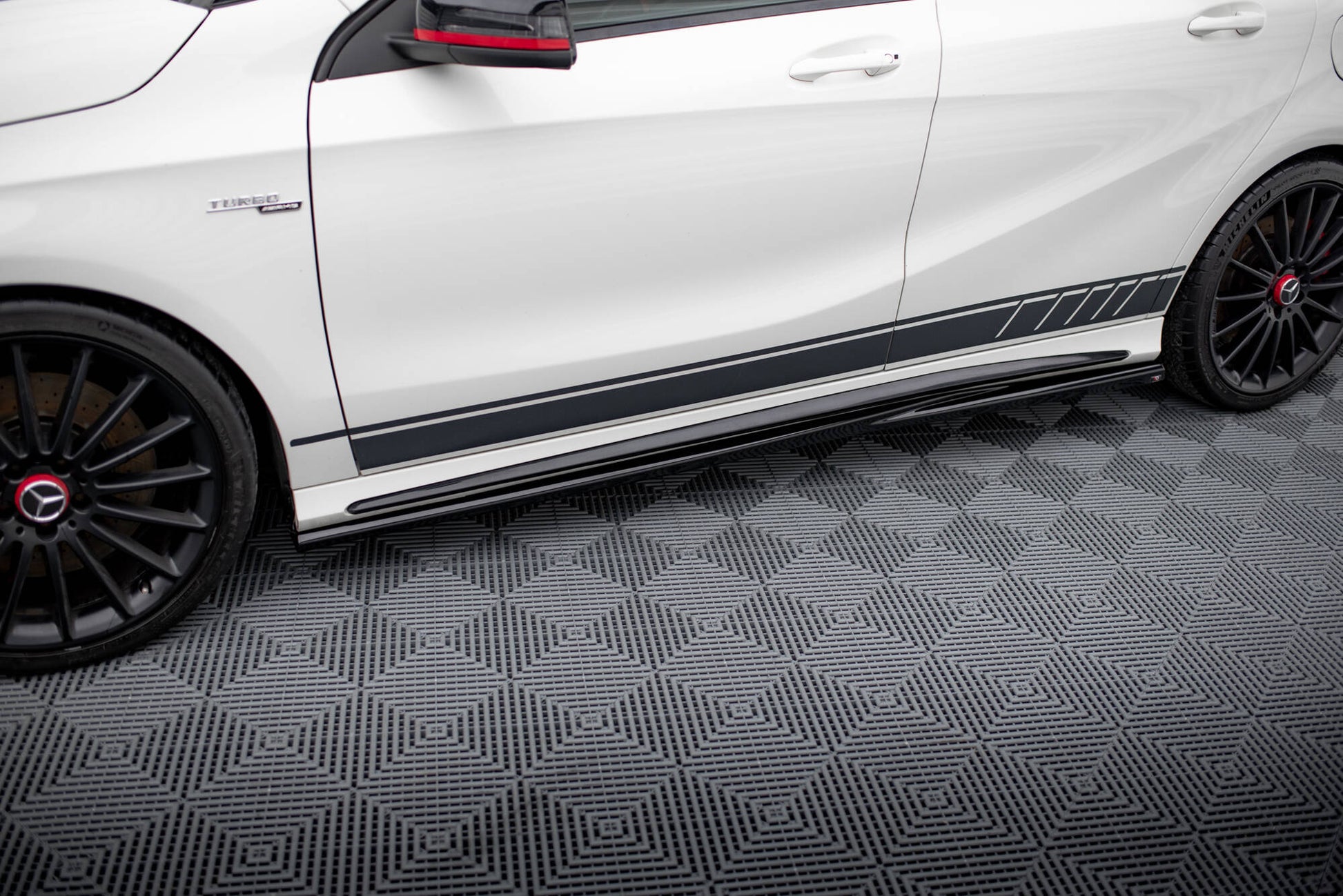 Set of Splitters Mercedes-Benz A45 AMG W176