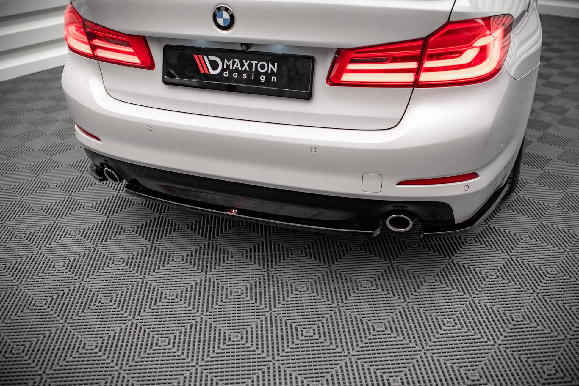 Set of Splitters BMW 5 Sedan G30