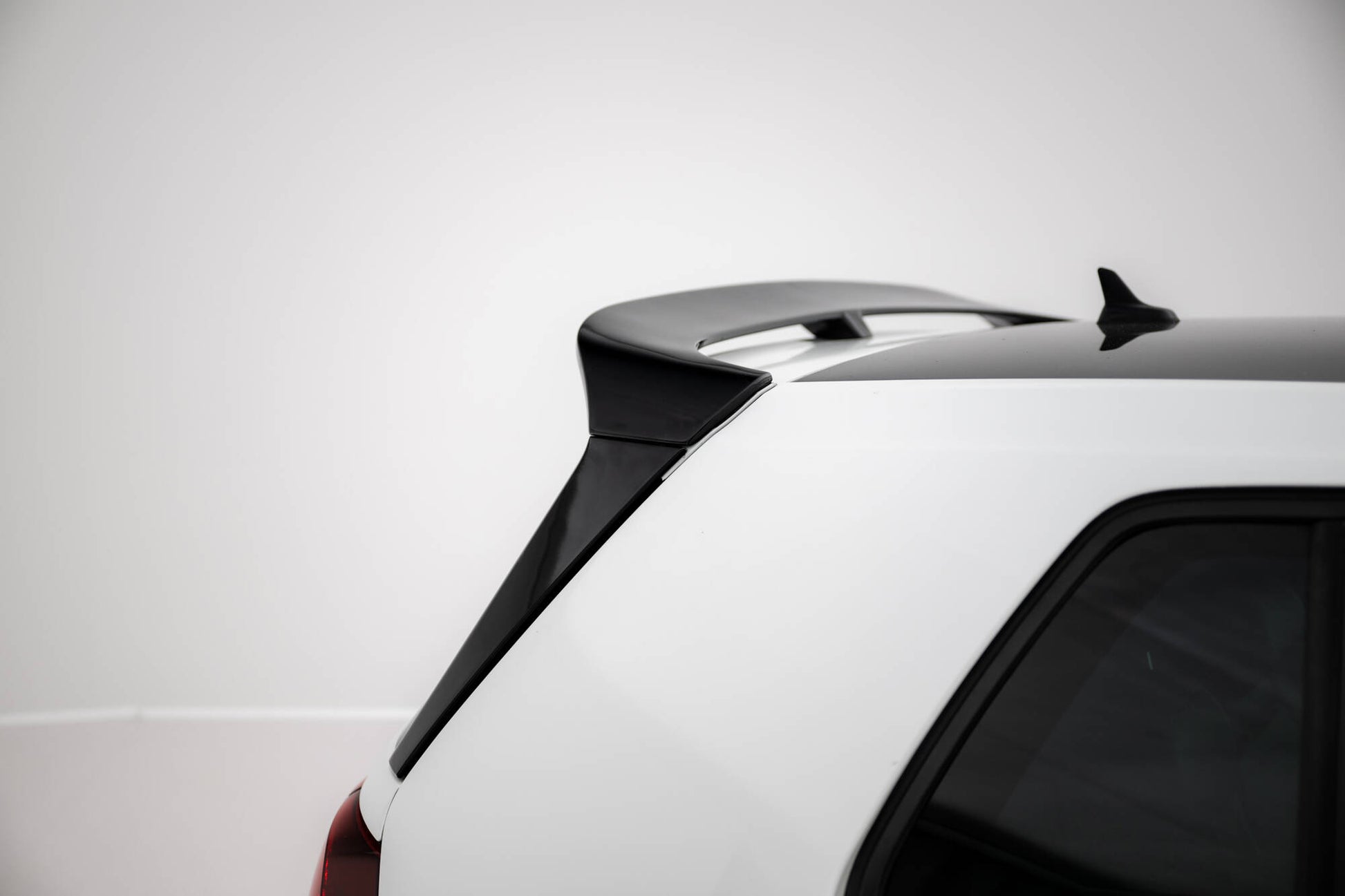 Spoiler Volkswagen Golf R / GTI / R-Line Hatchback Mk7 / Mk7 Facelift - Primed