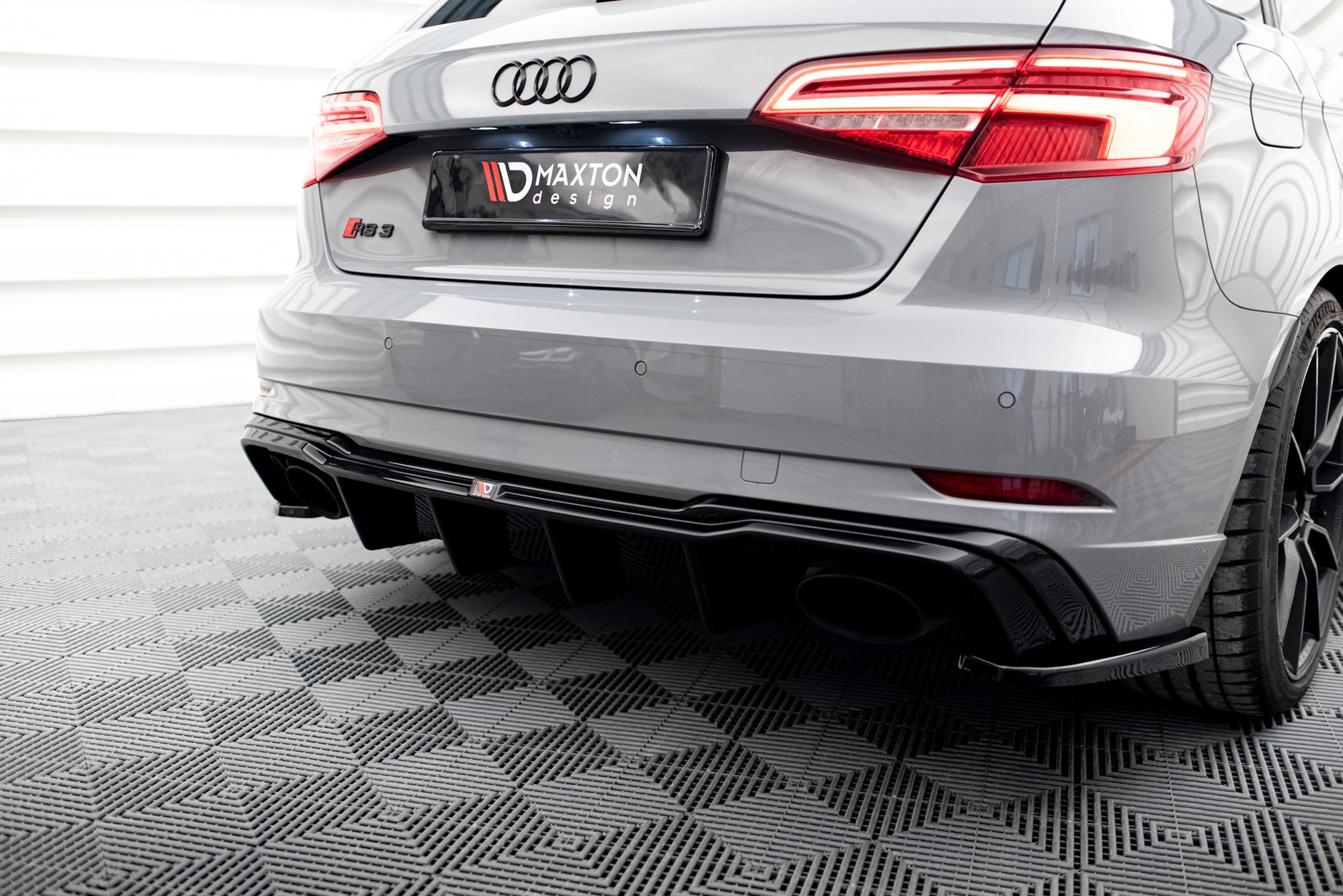 Rear Valance V.2 Audi RS3 8V Sportback Facelift