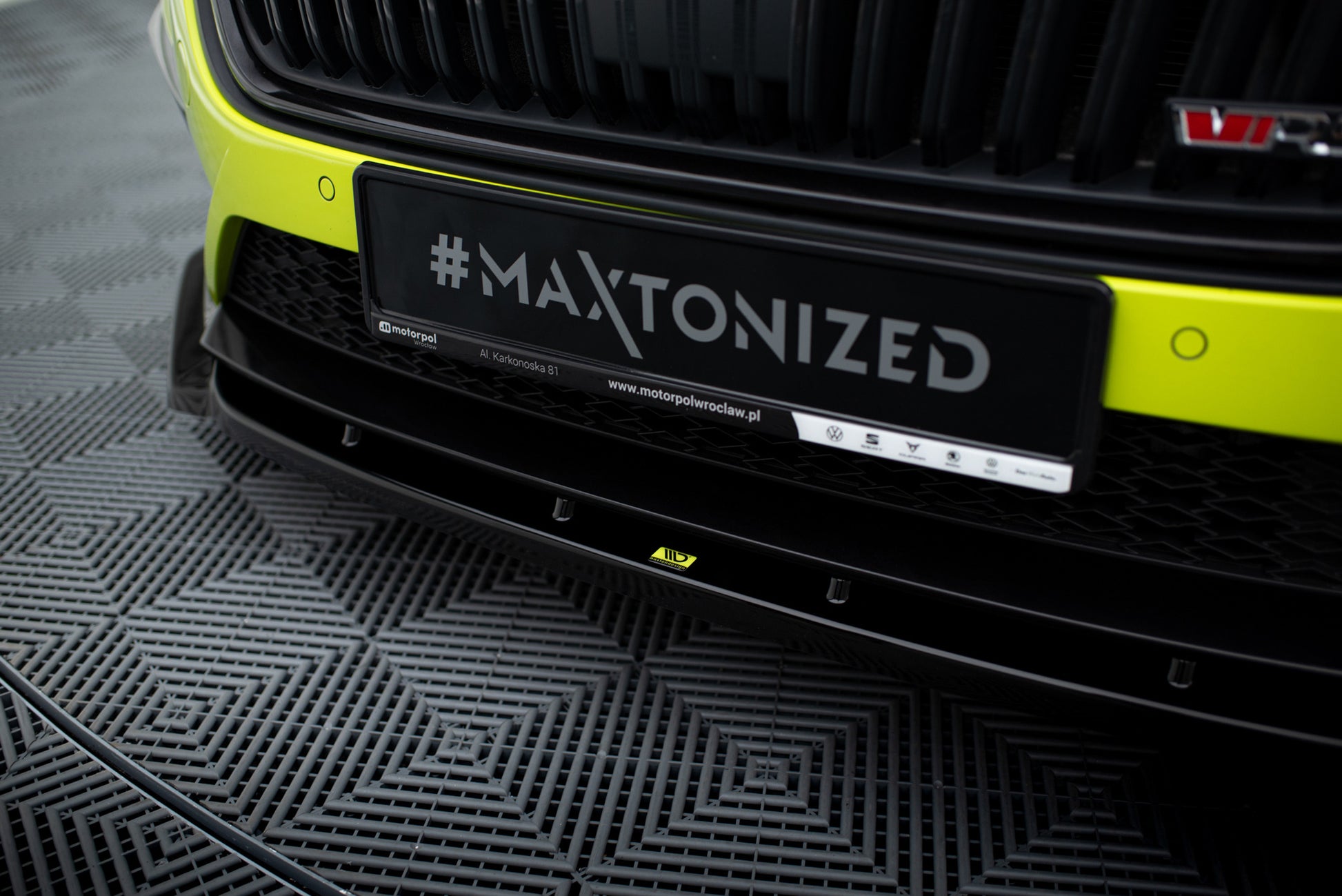Front Splitter V.3 Skoda Octavia RS Mk4