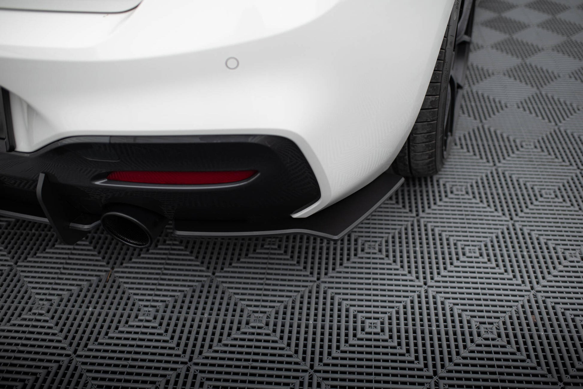 Street Pro Rear Side Splitters V.2 for BMW 1 F20 M-Pack M140i
