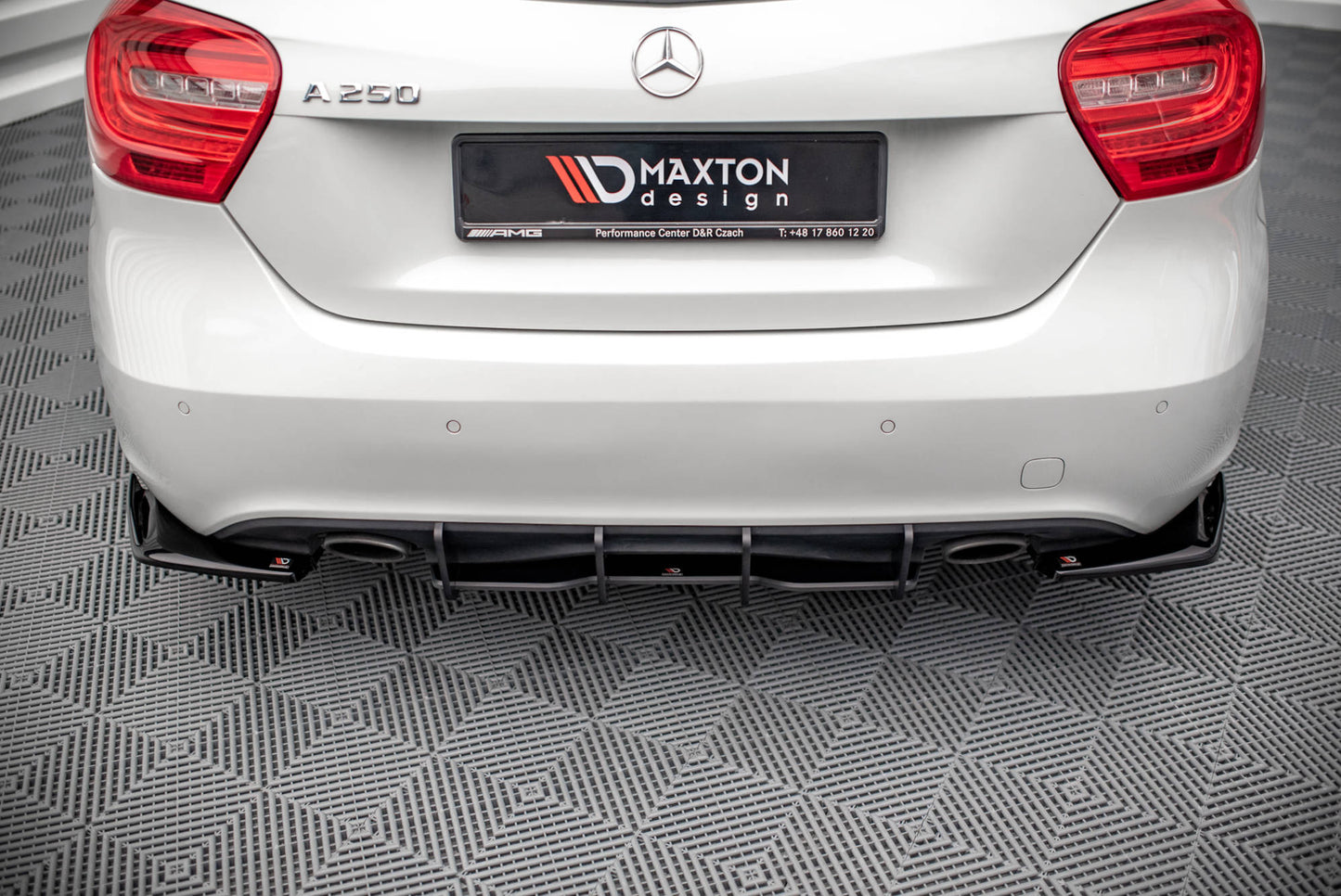 Street Pro Rear Diffuser Mercedes-Benz A W176