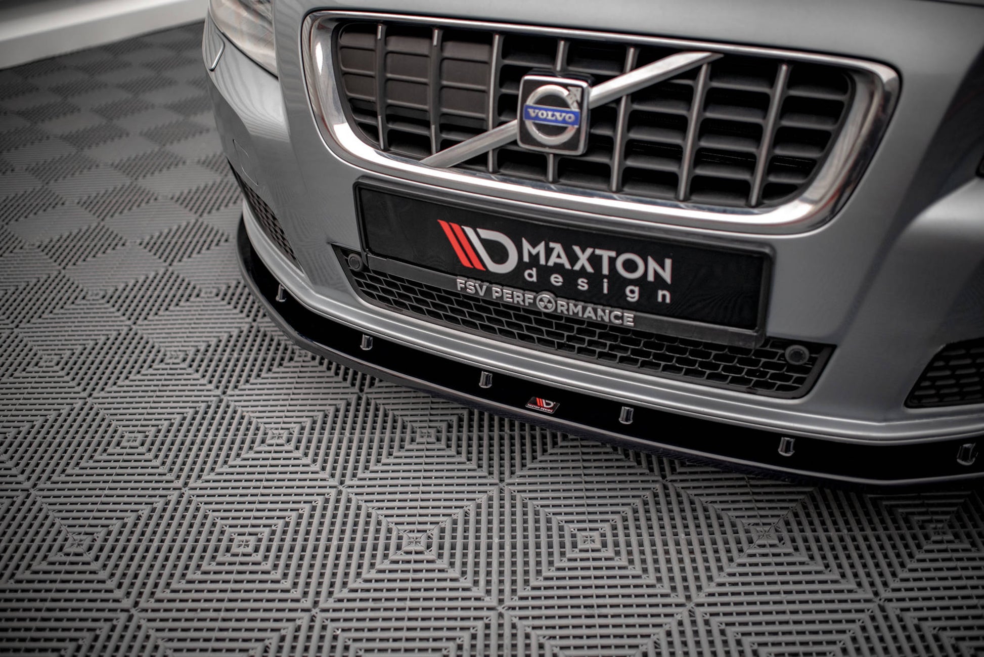 Front Splitter V.1 Volvo V70 Mk3