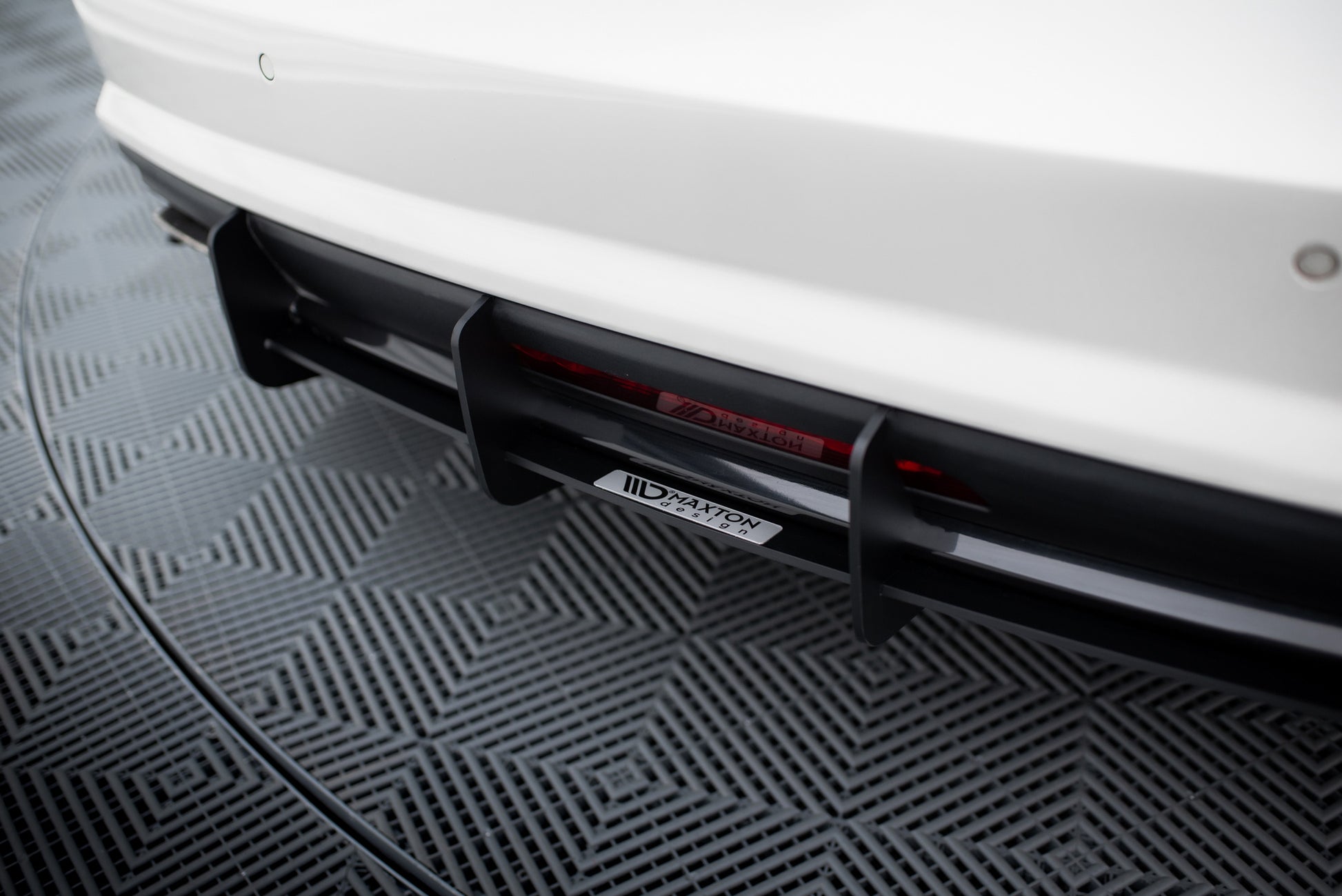 REAR DIFFUSER MERCEDES CLS C218 AMG LINE