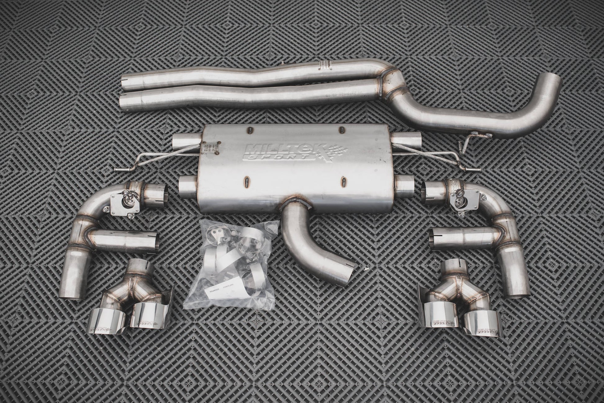 Rear Valance + Milltek Sport Exhaust Audi RS3 Sportback 8V Facelift