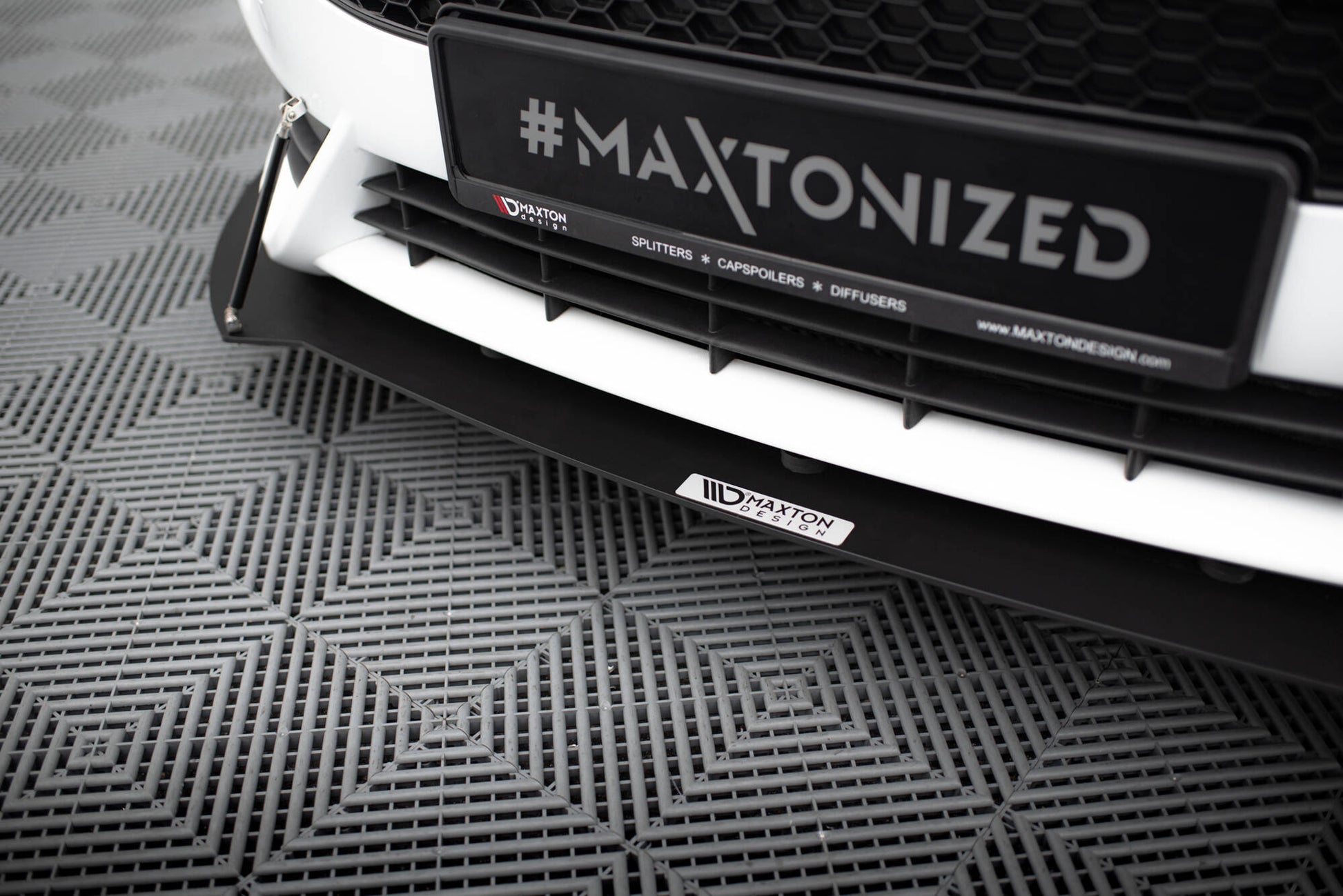 Front Splitter Racing V.1 Ford Fiesta ST Mk7 FL