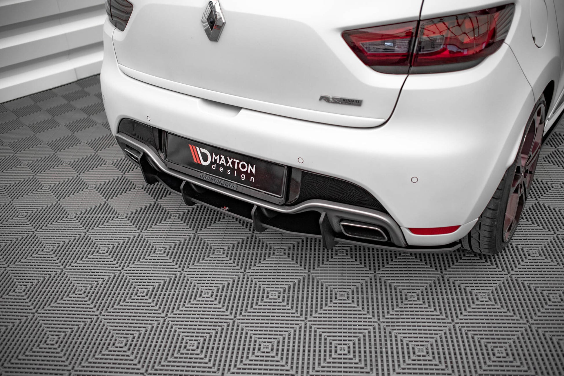 Street Pro Rear Diffuser Renault Clio RS Mk4