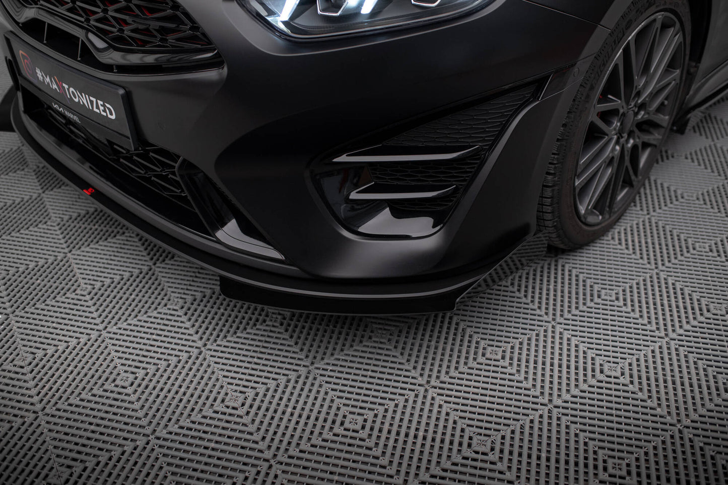 Street Pro Front Splitter + Flaps Kia Proceed GT Mk3 Facelift / Ceed GT / GT - Line Mk1 Facelift