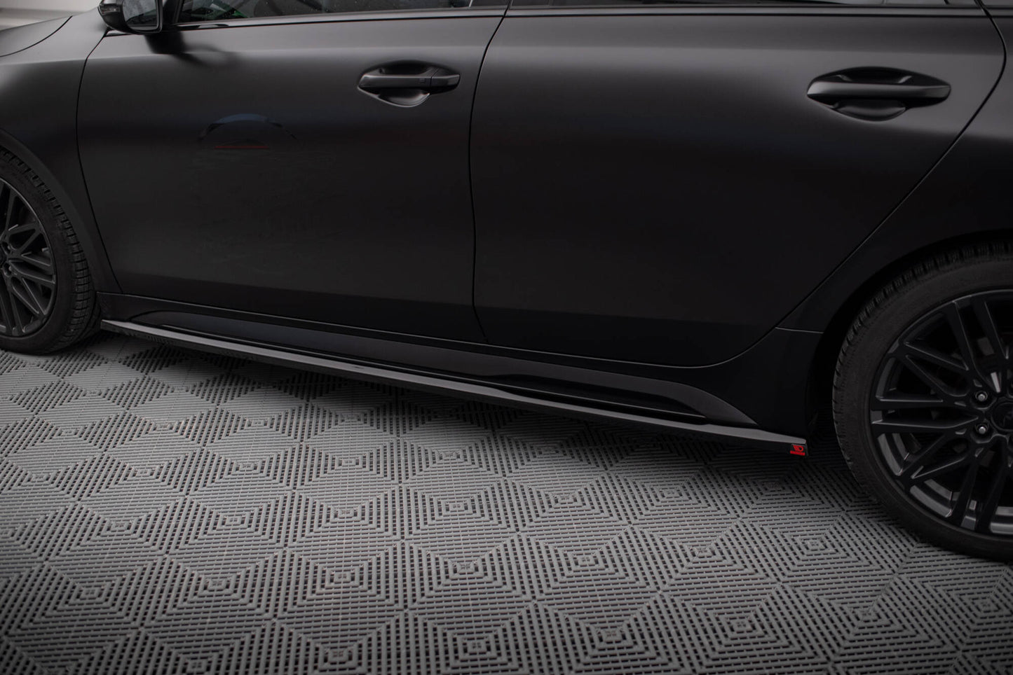 Side Skirts Diffusers Kia Proceed GT / GT-Line Mk1 Facelift / Ceed GT Mk3 Facelift