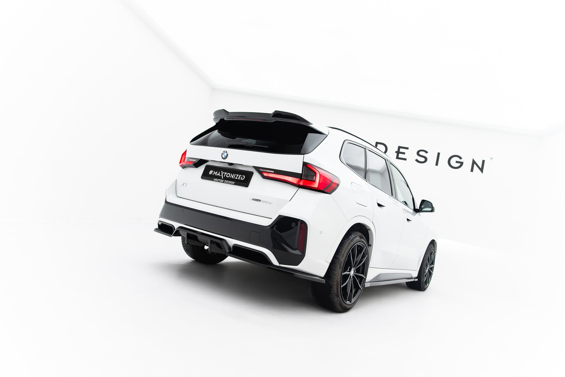 Rear Splitter (with vertical bars) BMW X1 M-Pack U11