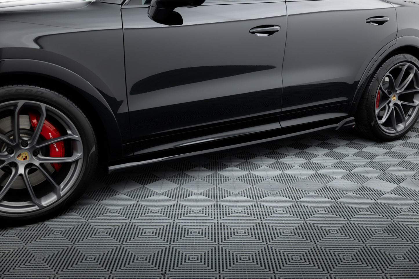 Side Skirts Diffusers Porsche Cayenne Coupe Mk3