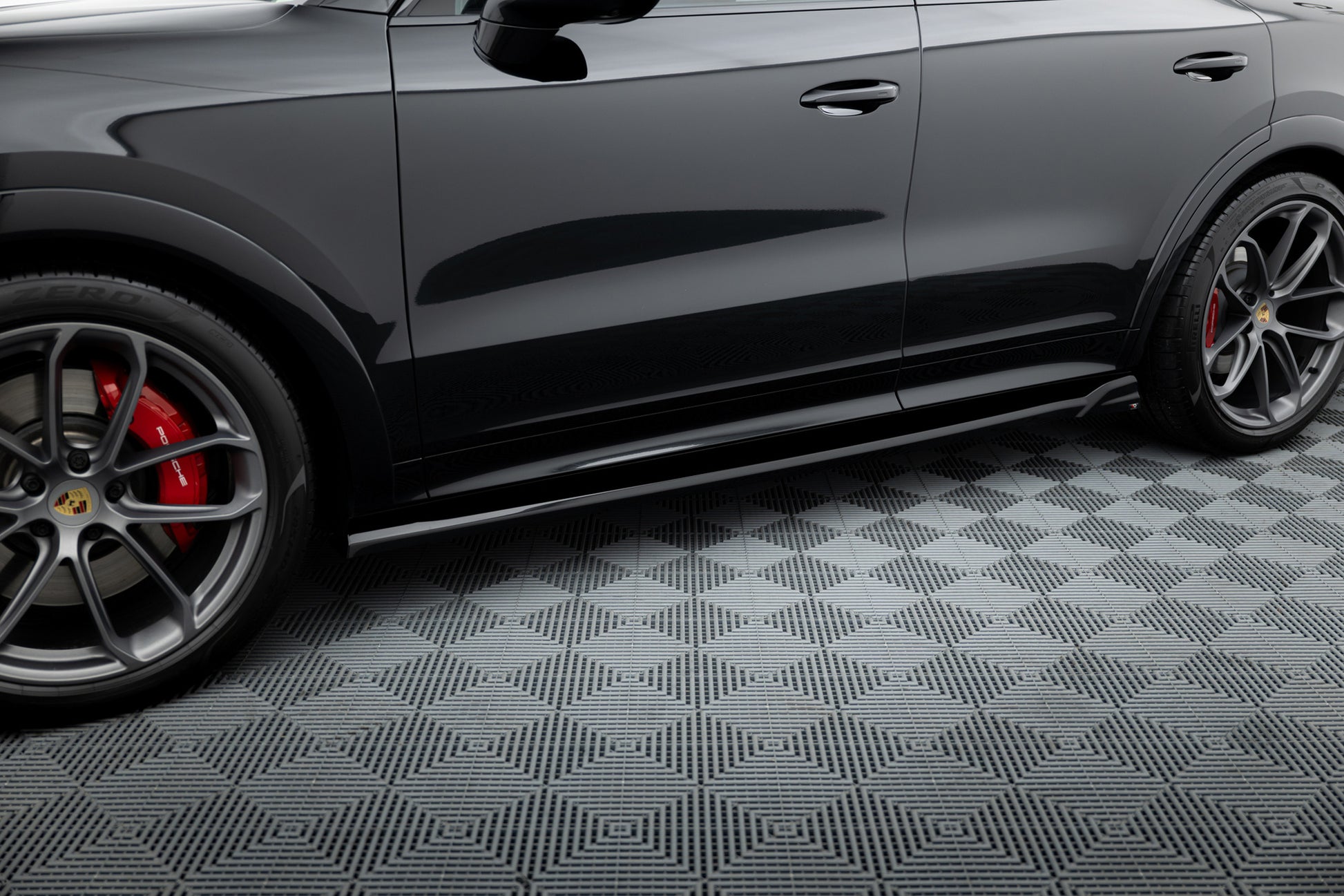 Side Skirts Diffusers Porsche Cayenne Coupe Mk3