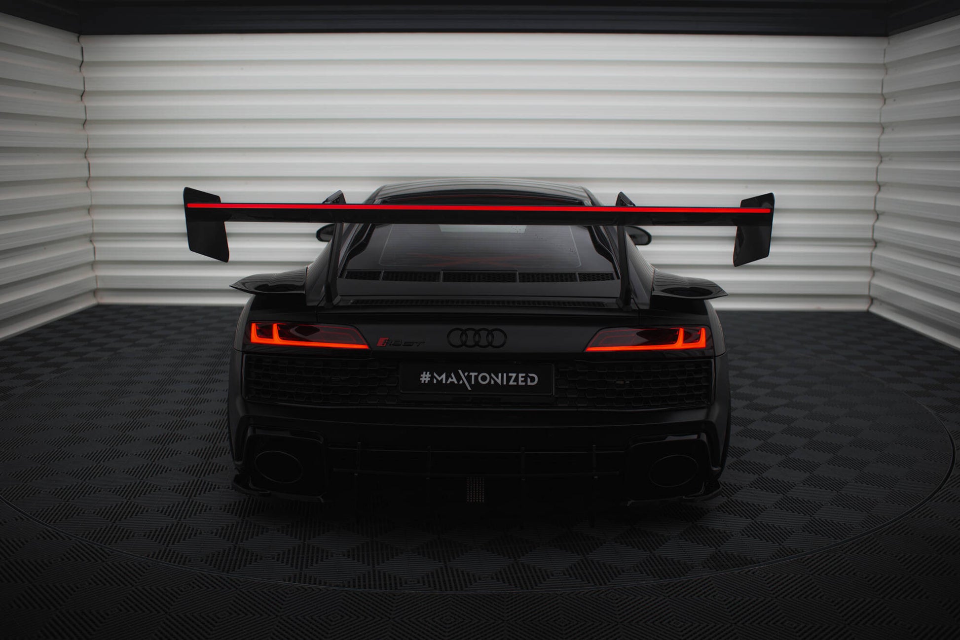 Carbon Spoiler + LED Audi R8 Mk2