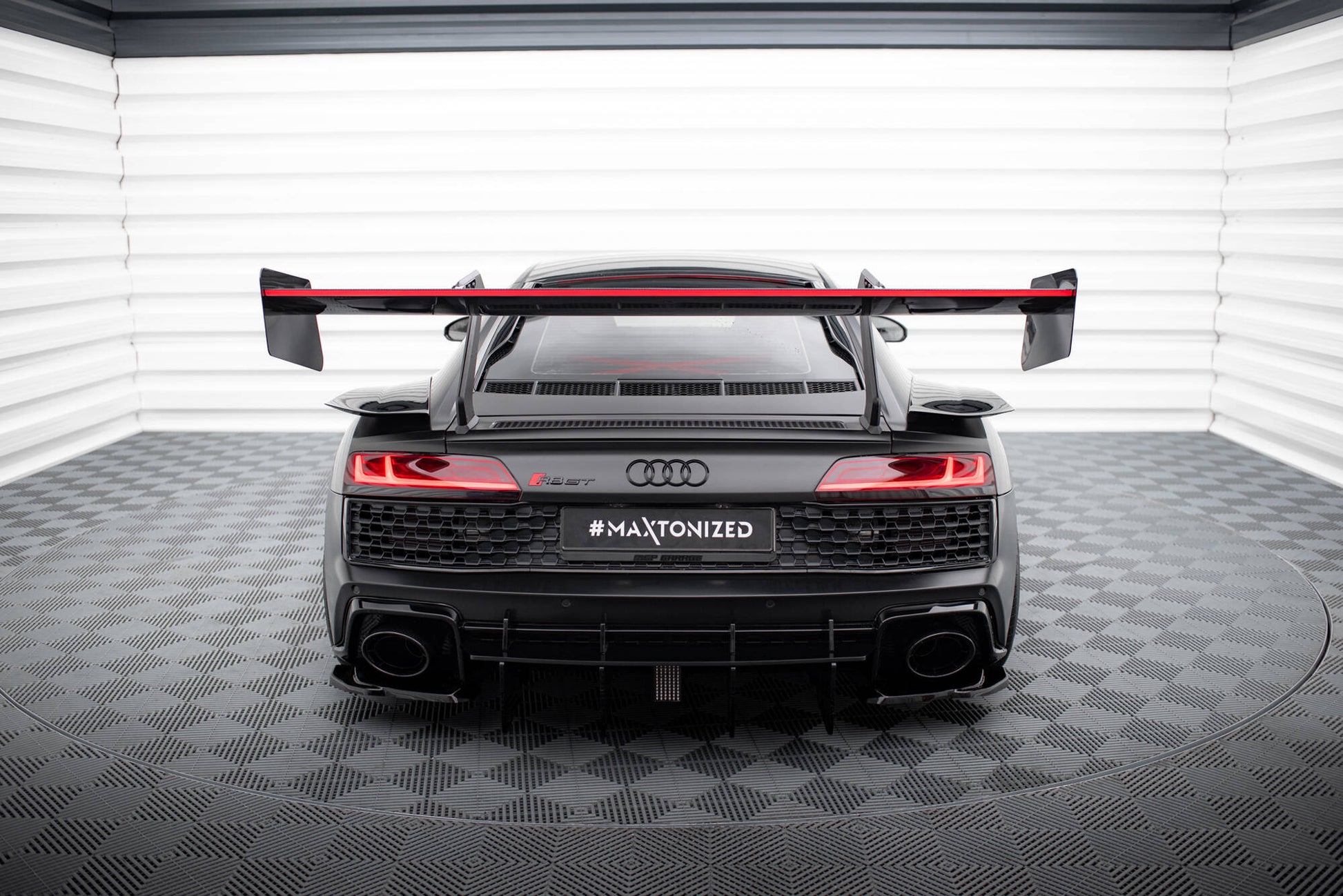 Carbon Spoiler + LED Audi R8 Mk2