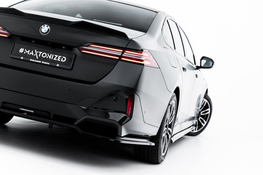 Rear Splitter (with vertical bars) V.1 BMW 5 / i5 M-Pack G60