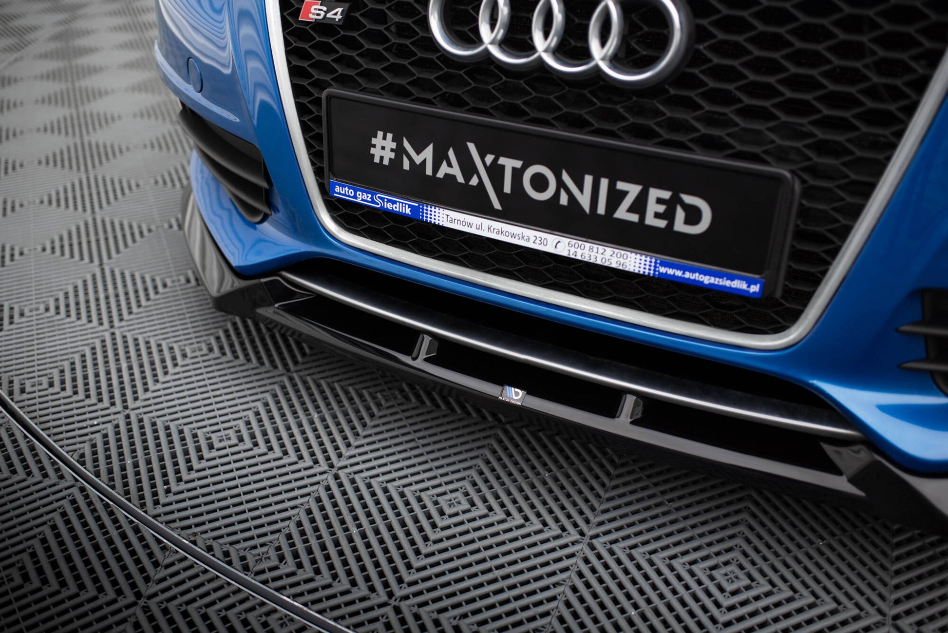 Front Splitter V.4 Audi S4 / A4 S-Line B8