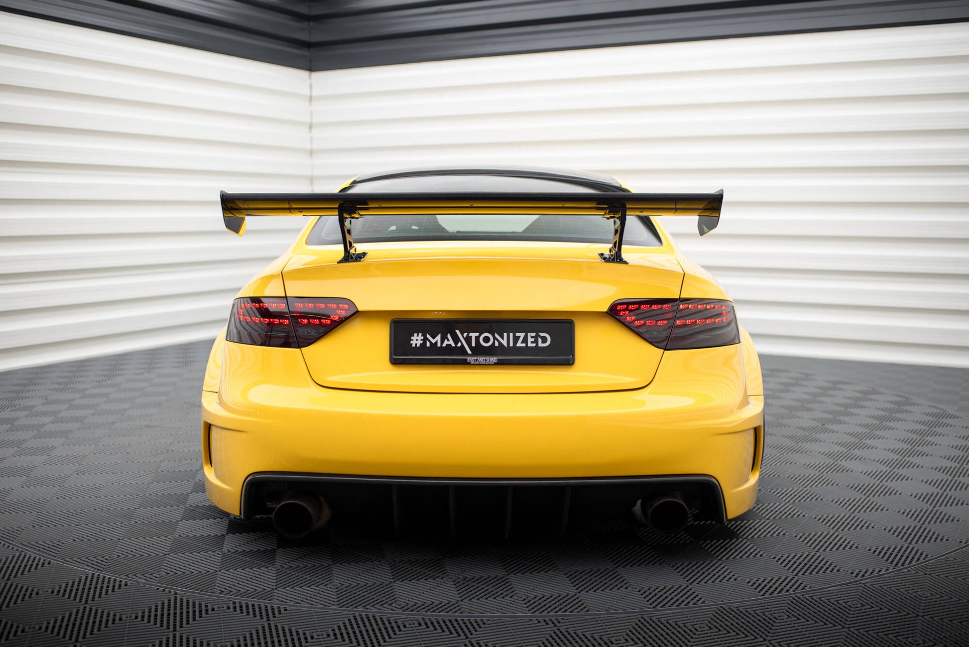 Carbon Spoiler With Internal Brackets Uprights Audi A5 Coupe 8T