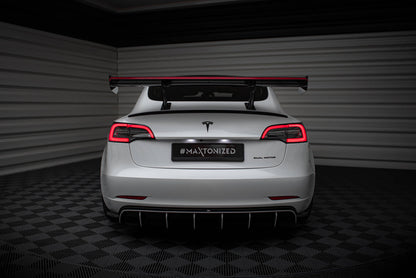 Carbon Spoiler + LED Tesla Model 3