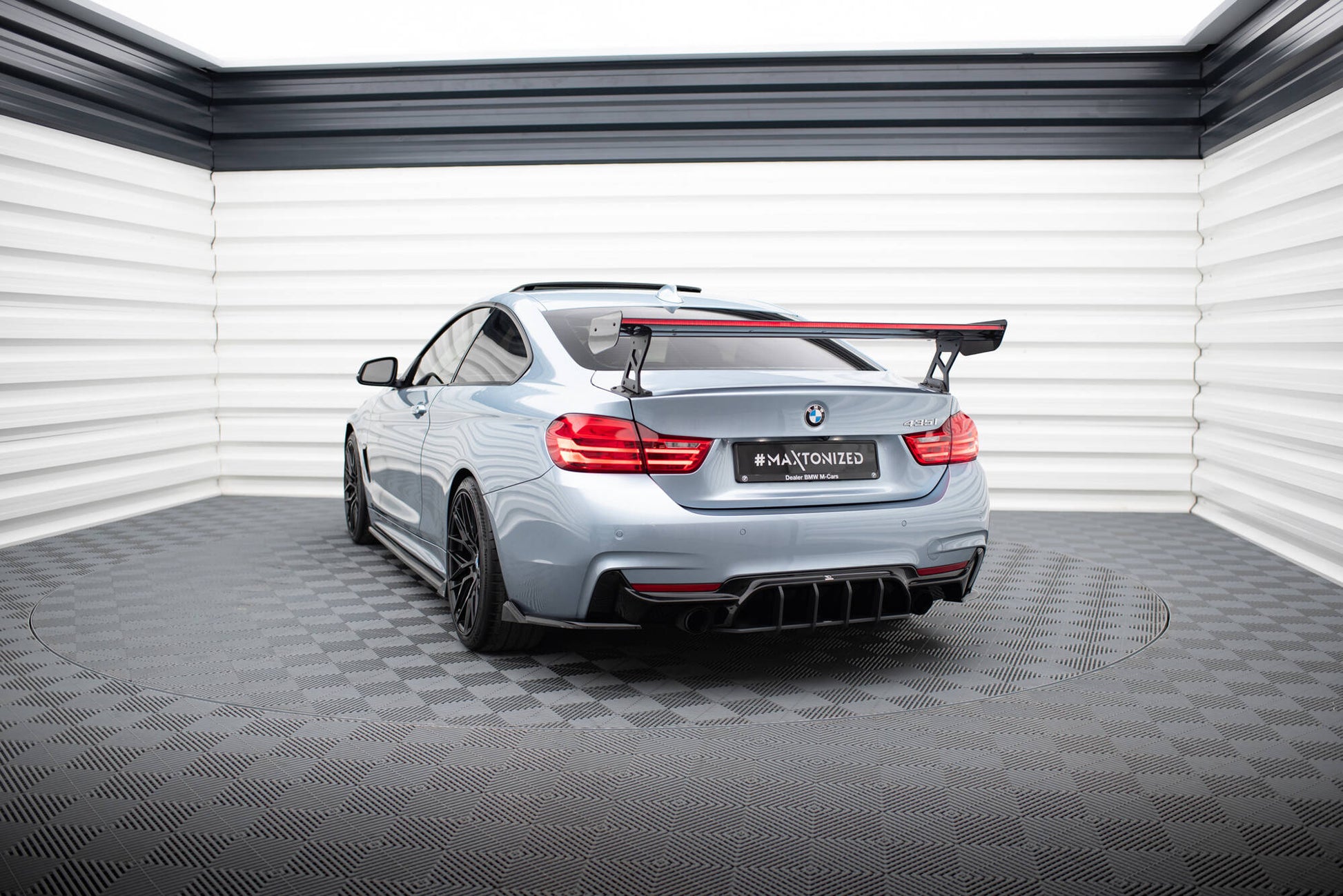 Carbon Spoiler With External Brackets Uprights + LED BMW 4 F32 / 4 F32 M-Pack Coupe