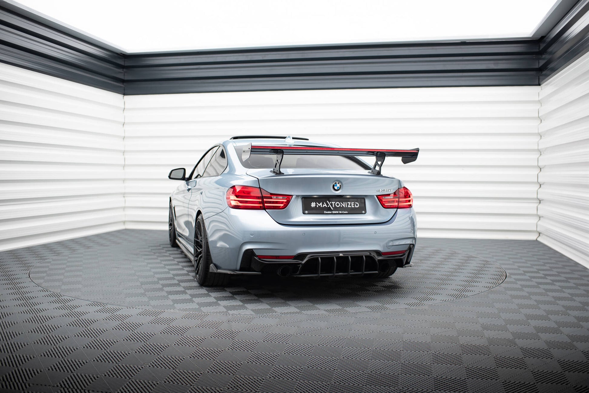 Carbon Spoiler With Internal Brackets Uprights + LED BMW 4 F32 / 4 F32 M-Pack Coupe