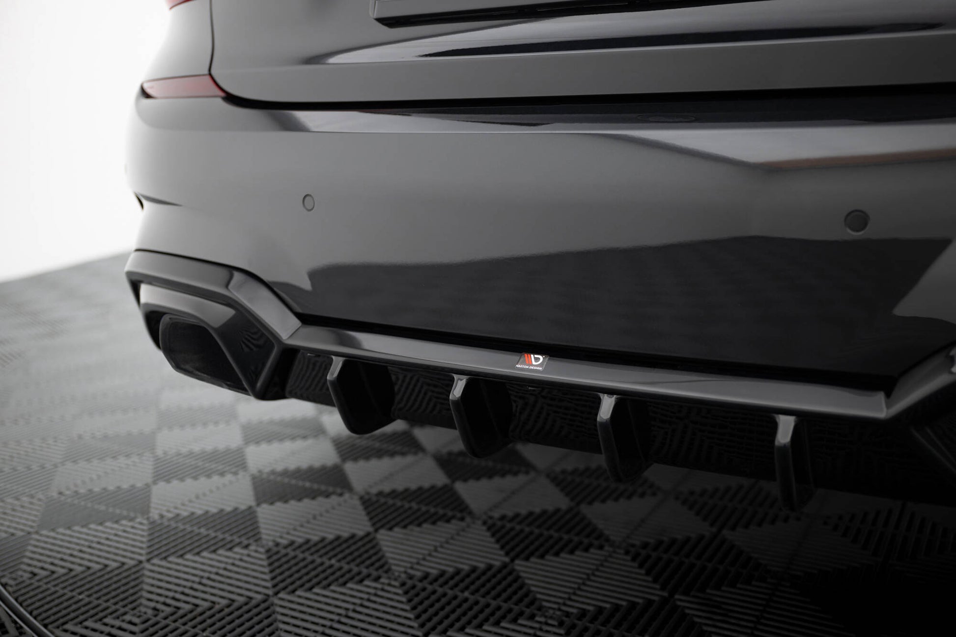 Rear Valance BMW M340i G20 / G21 (Fits car with towbar)