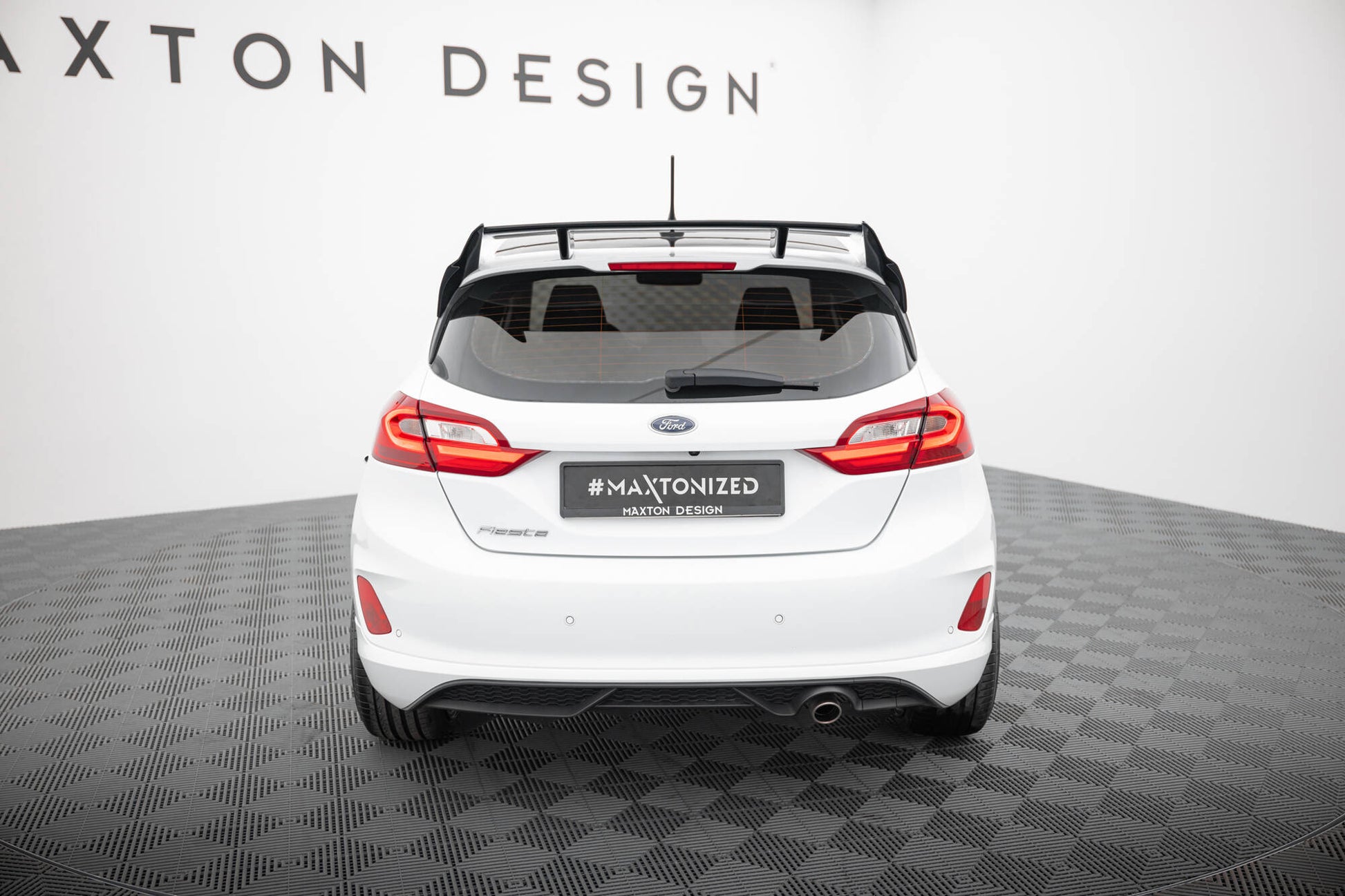 Spoiler Ford Fiesta Standard / ST-Line Mk8 - Primed