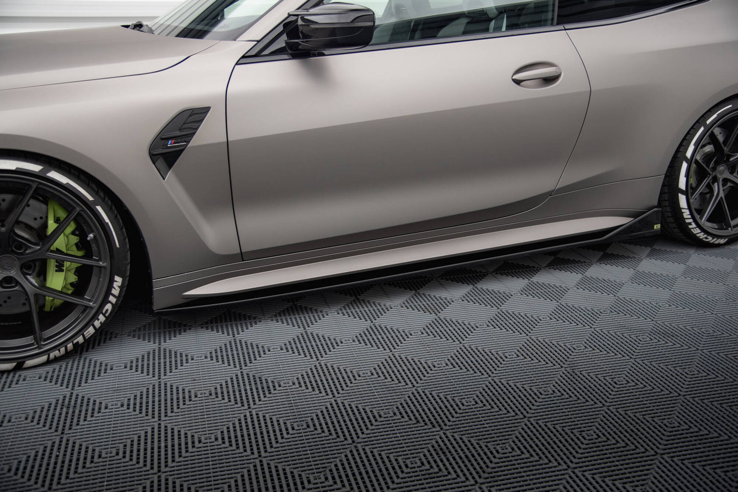 Set of Splitters BMW M4 G82