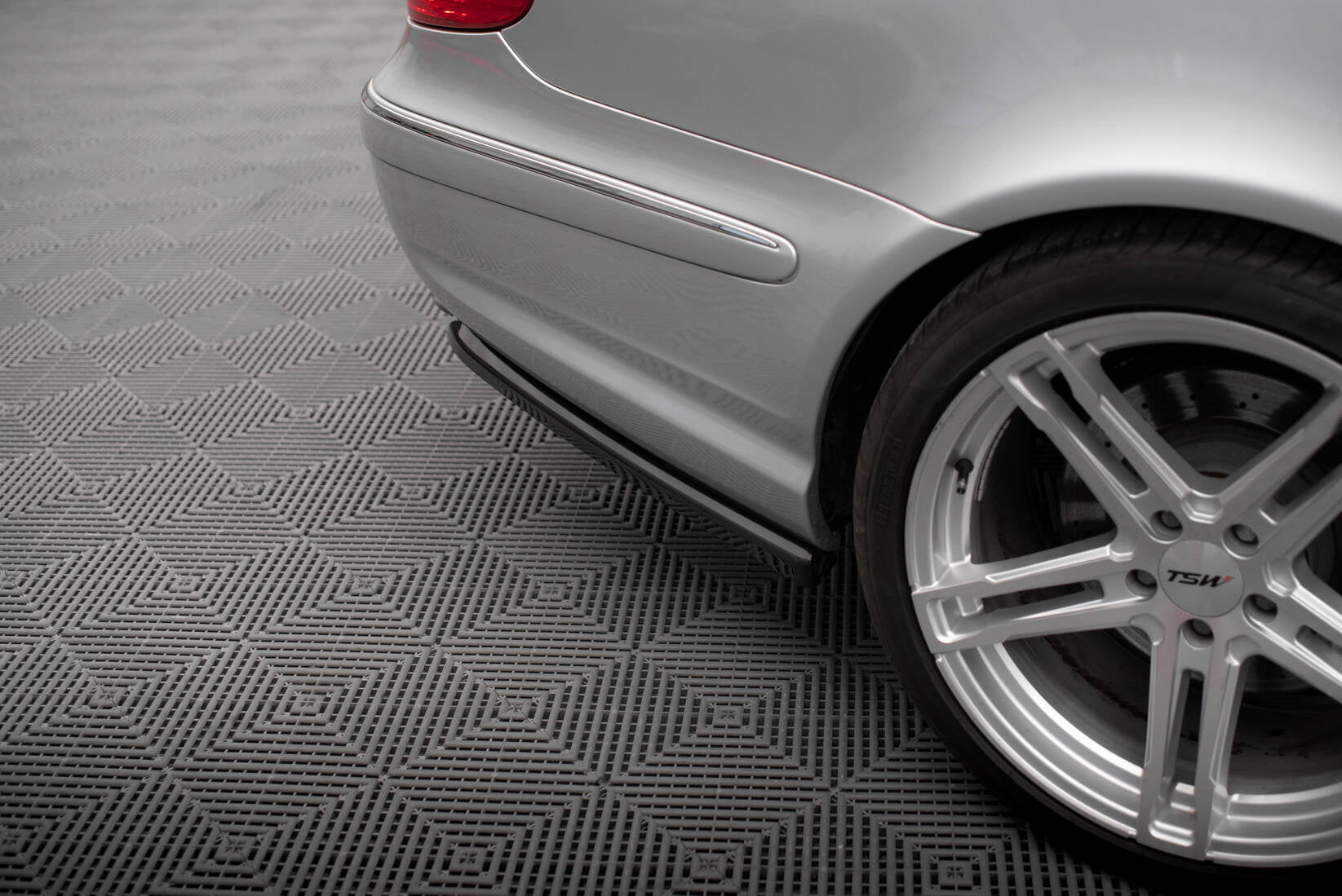 Set of Splitters Mercedes-Benz E 55 AMG W211