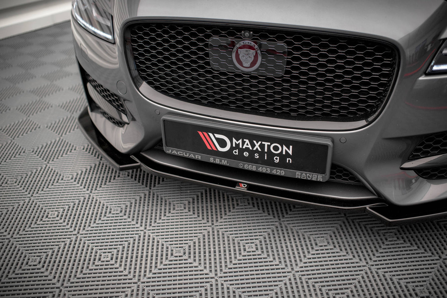 Set of Splitters Jaguar XF R-Sport Mk2