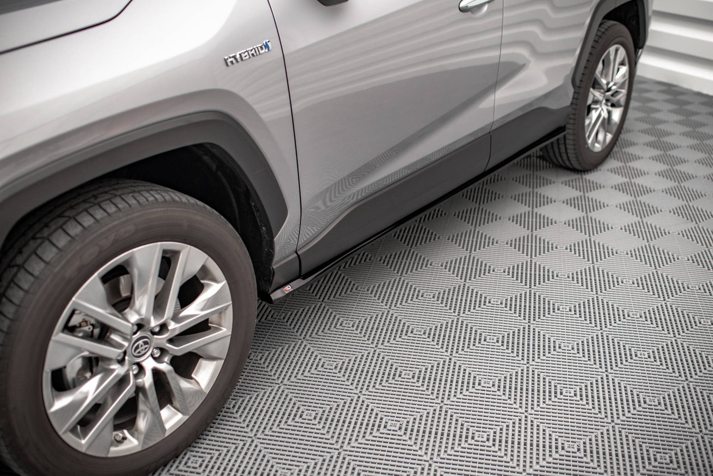 Set of Splitters Toyota RAV4 Mk5